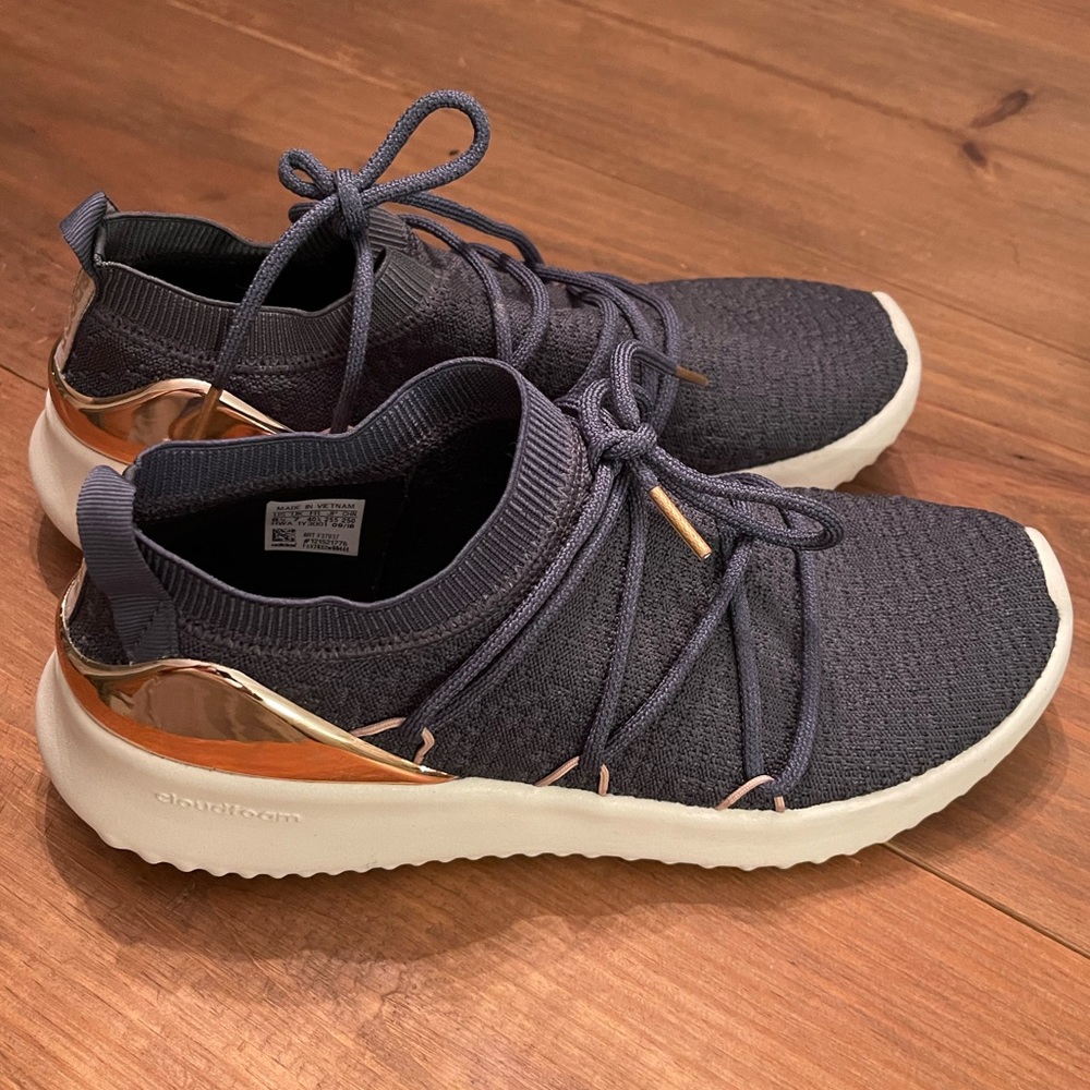 Adidas cloudfoam
